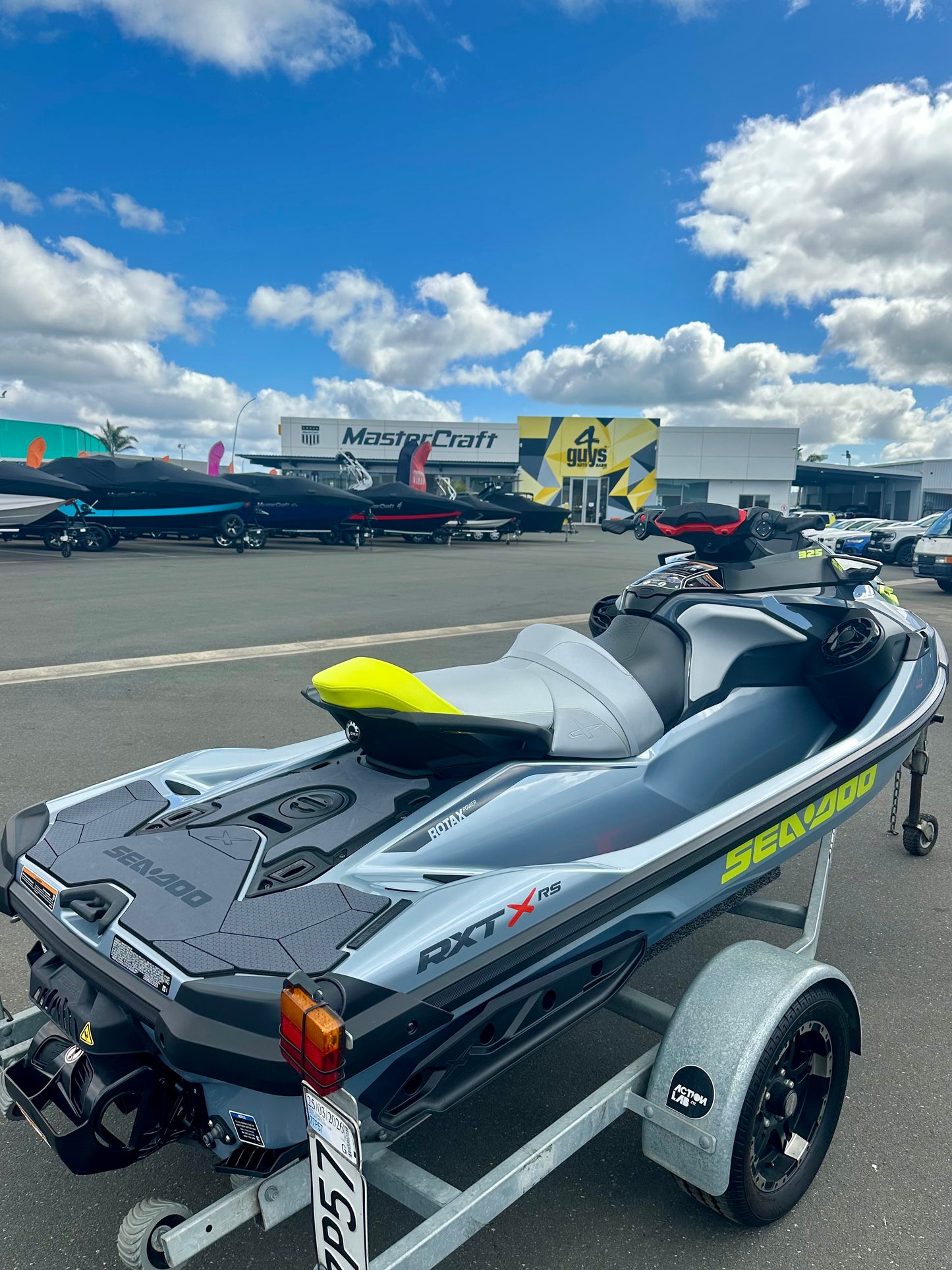 2024 RXT X 325 with Audio - Ice Metal