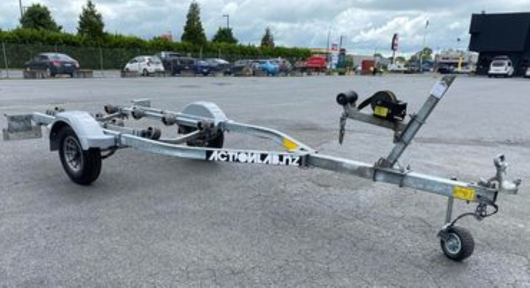 Trailer Used J445F
