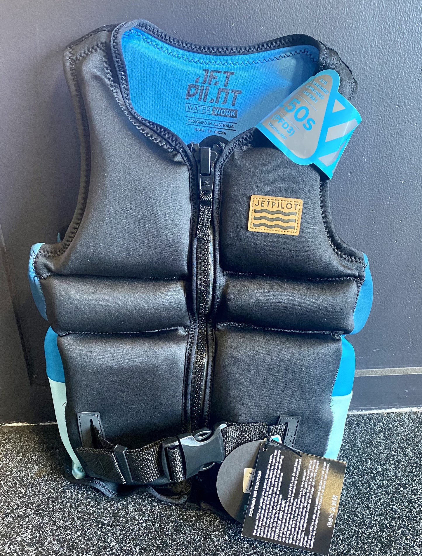 2024 Jet Pilot X1 Boys Youth Neo Vest