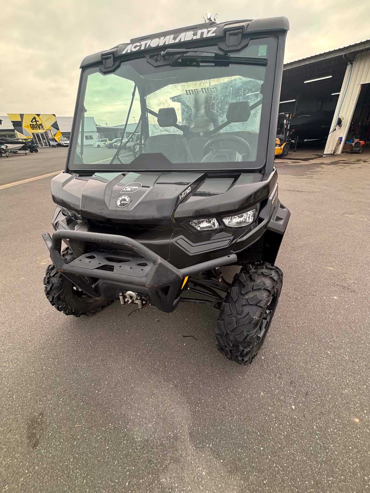 Canam Defender XT HD10 2023 trade