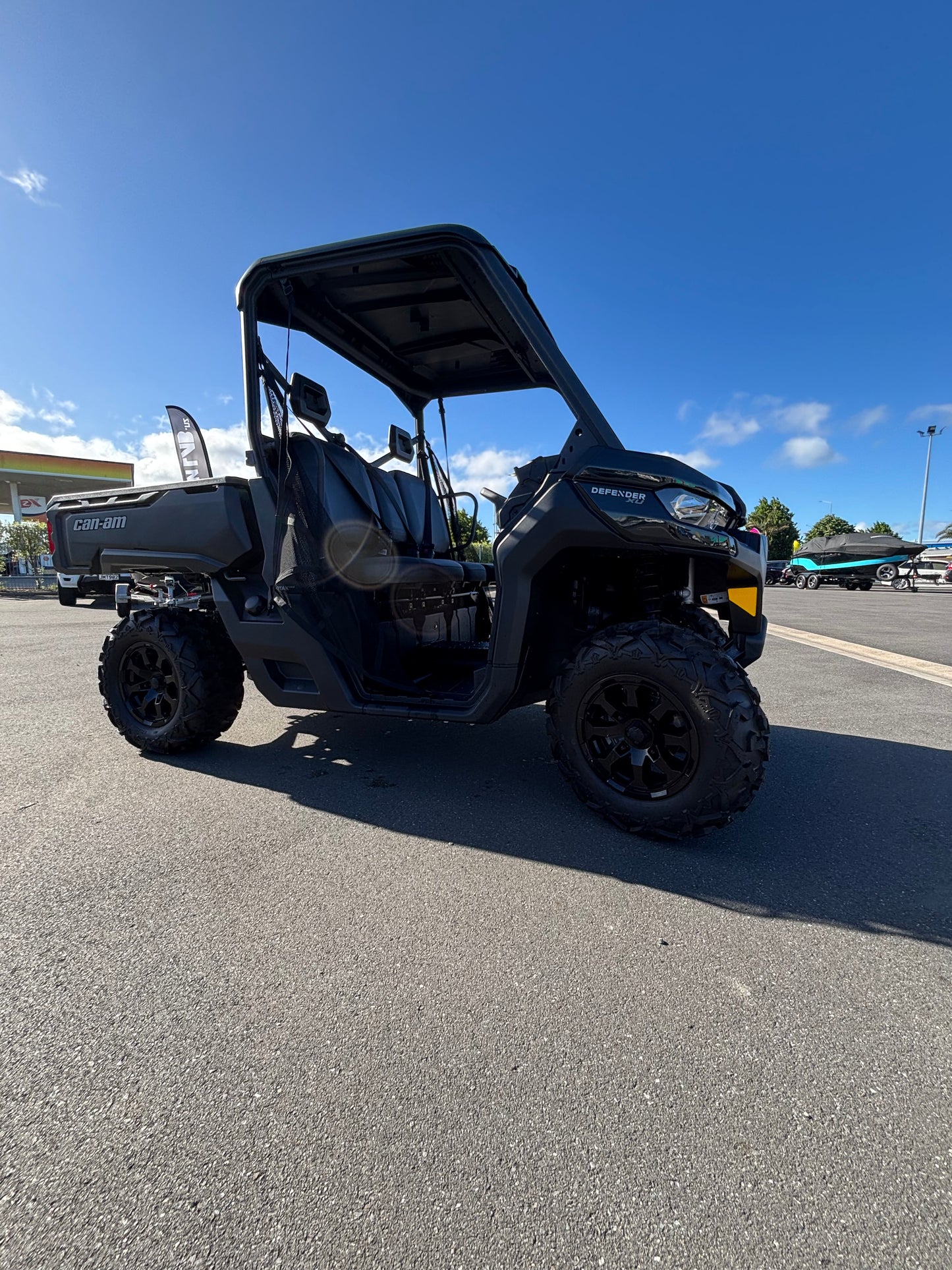 2024 Canam Defender XU HD9 (Tundra Green)