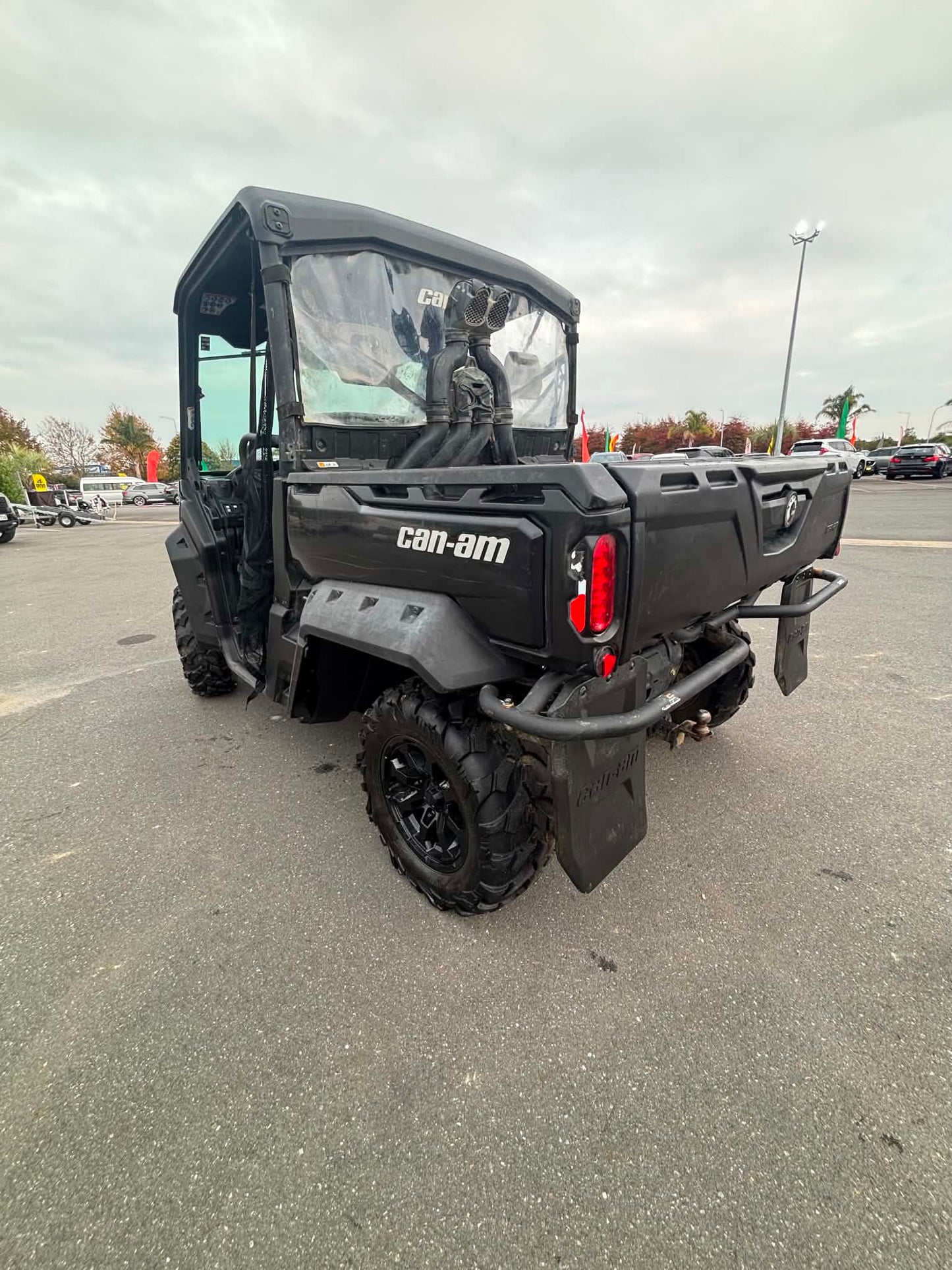 Canam Defender XT HD10 2023 trade